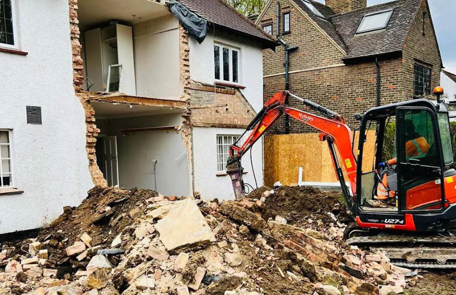 Demolition-Contractors-London.png